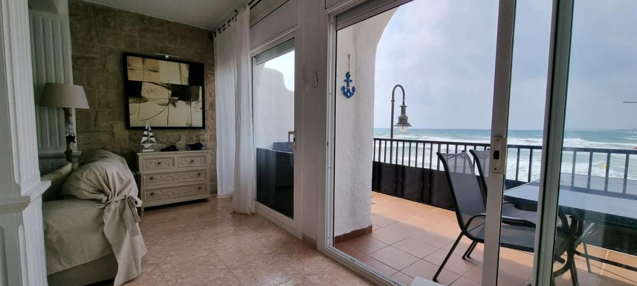 Casa 24 Apartment Roda de Bará Екстериор снимка