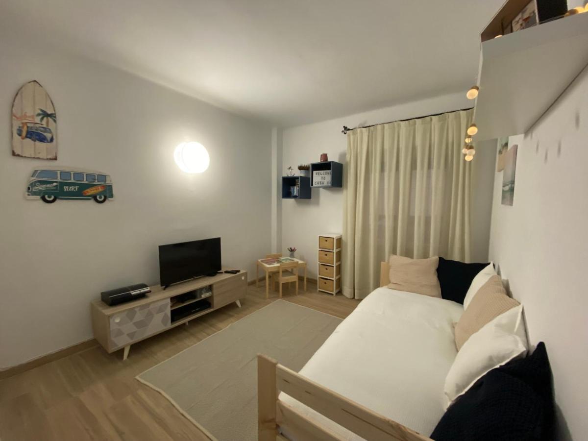 Casa 24 Apartment Roda de Bará Екстериор снимка