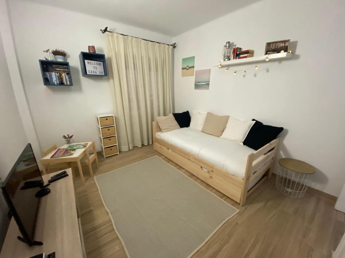 Casa 24 Apartment Roda de Bará Екстериор снимка