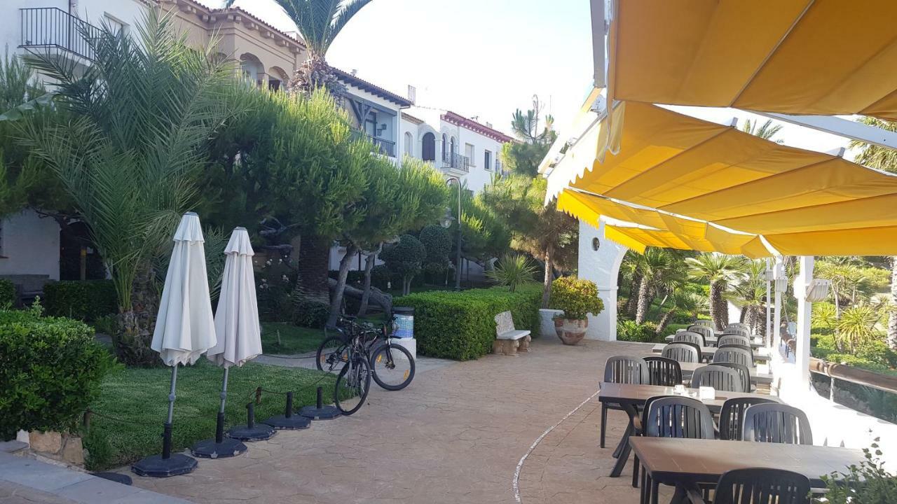 Casa 24 Apartment Roda de Bará Екстериор снимка